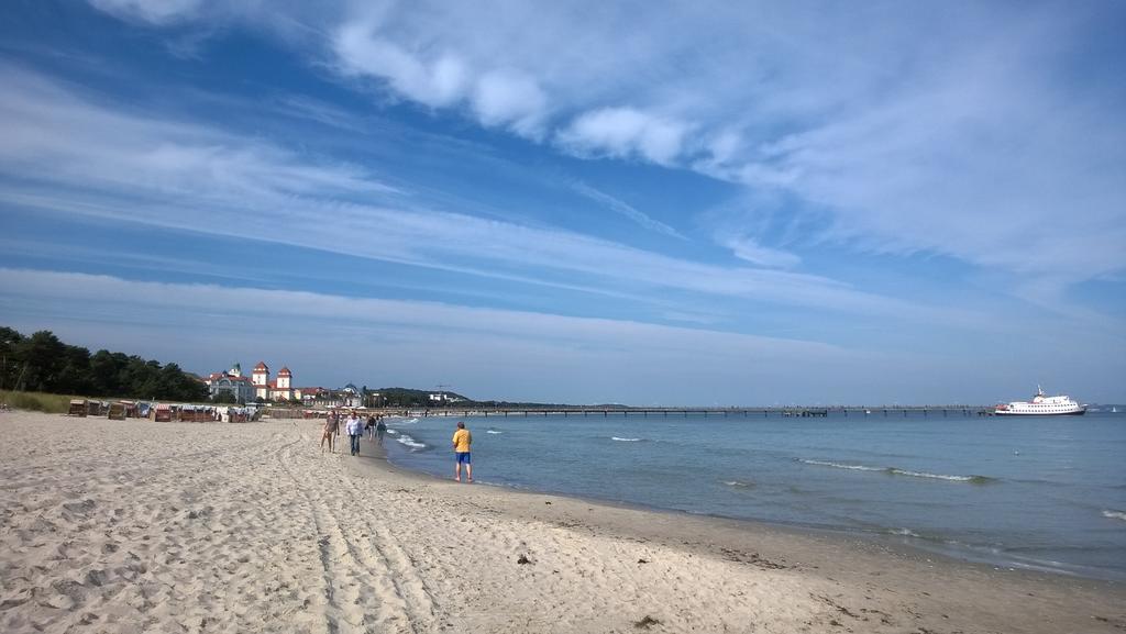 Ruhige Fewo Mit Strandkorb, Villa Stranddistel, Binz Exterior foto